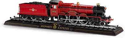 Harry Potter Noble Collection: Hogwarts Express Die-Cast Train Model